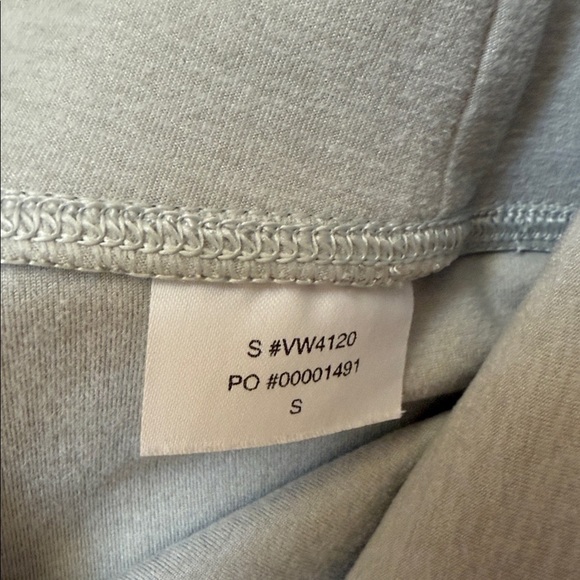 Vuori Gray Leggings - Picture 4 of 8